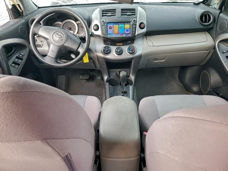 Photo 8 from auction – 2006 TOYOTA RAV4 with VIN JTMZD33V465030165