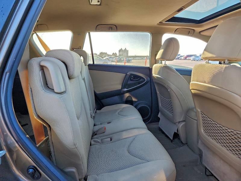 Photo 11 from auction – 2011 TOYOTA RAV4 with VIN 2T3BF4DV1BW146393