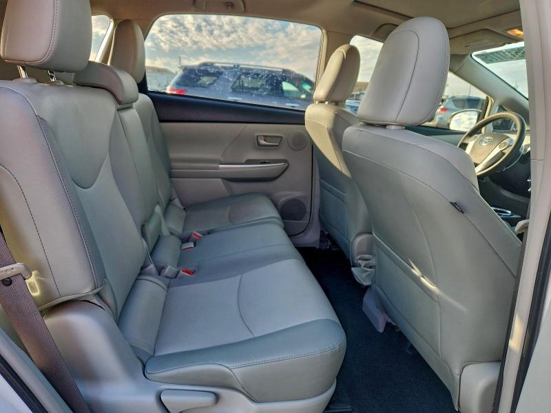 Photo 10 from auction – 2012 TOYOTA PRIUS V with VIN JTDZN3EU4C3059917