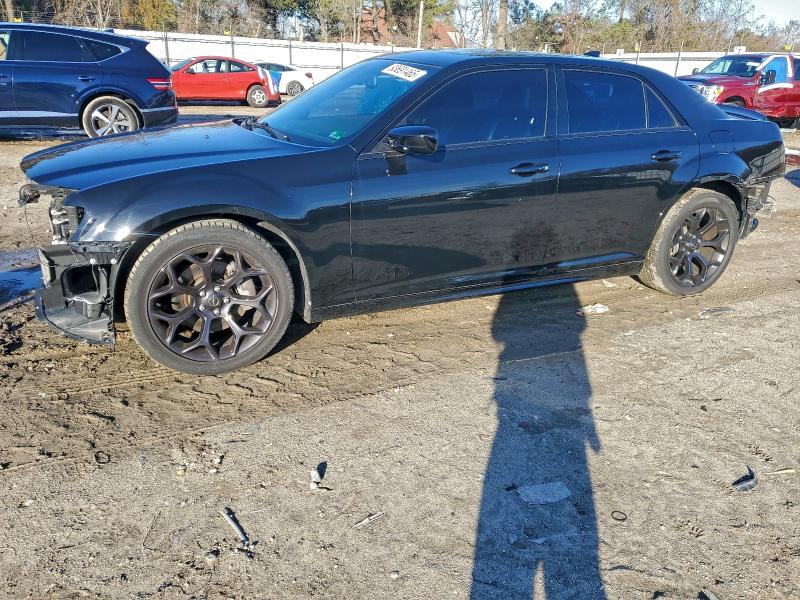 Photo 1 from auction – 2020 CHRYSLER 300 S with VIN 2C3CCABT8LH137371