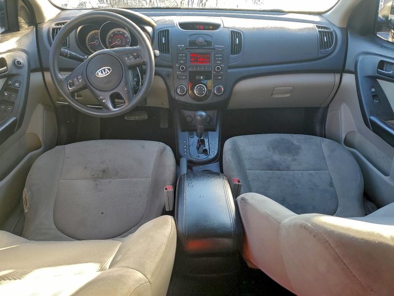 Photo 8 from auction – 2010 KIA FORTE EX with VIN KNAFU4A28A5241862