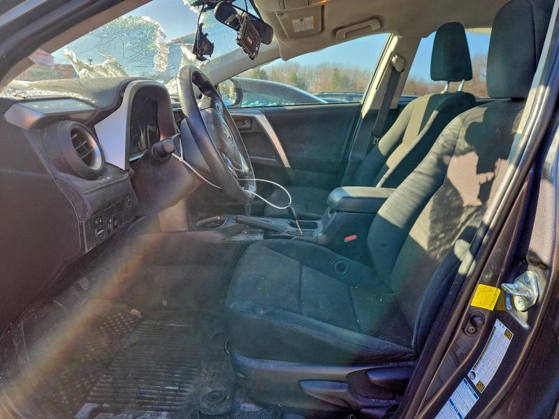 Photo 7 from auction – 2017 TOYOTA RAV4 LE with VIN JTMBFREV1HJ703256