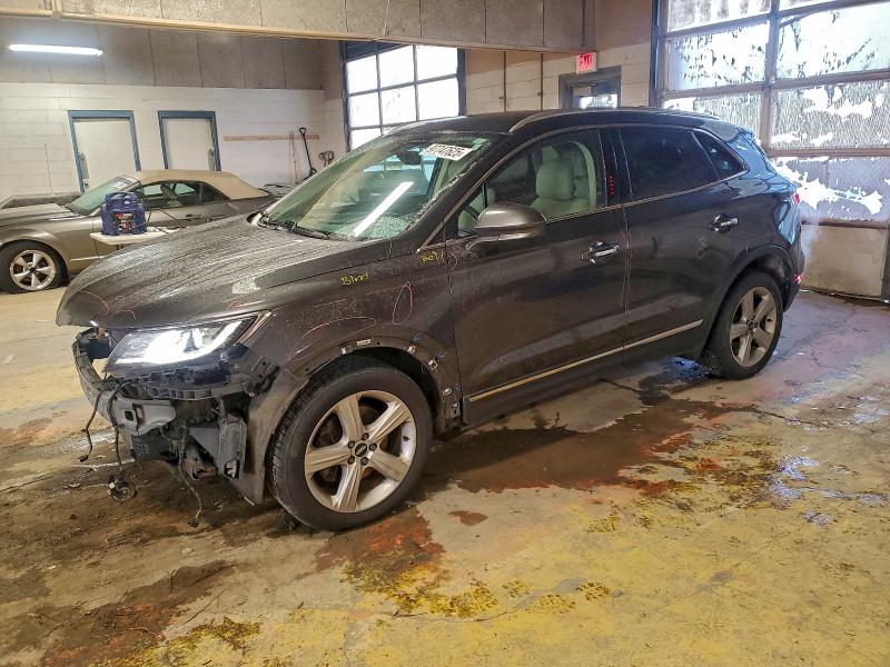 Photo 1 from auction – 2017 LINCOLN MKC PREMIE with VIN 5LMCJ1C93HUL24275