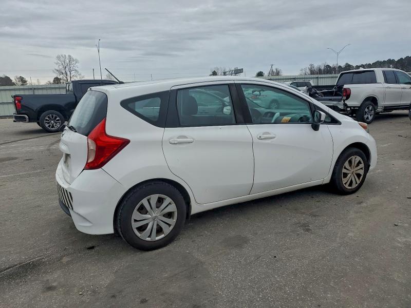 Photo 3 from auction – 2017 NISSAN VERSA NOTE with VIN 3N1CE2CP9HL377057