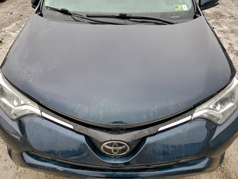 Photo 12 from auction – 2018 TOYOTA RAV4 ADVEN with VIN JTMRFREV4JD240564