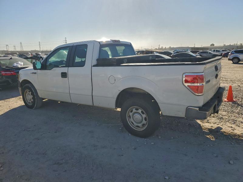 Photo 2 from auction – 2011 FORD F150 SUPER with VIN 1FTEX1CM7BFB65825