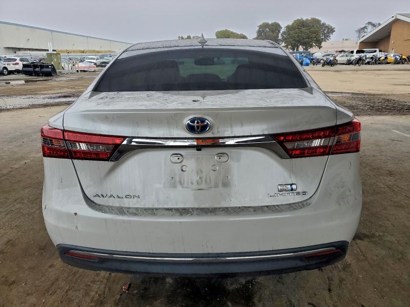 Photo 6 from auction – 2018 TOYOTA AVALON HYB with VIN 4T1BD1EB9JU062919