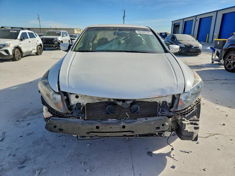 Photo 5 from auction – 2012 HONDA ACCORD EXL with VIN 1HGCP3F80CA026685