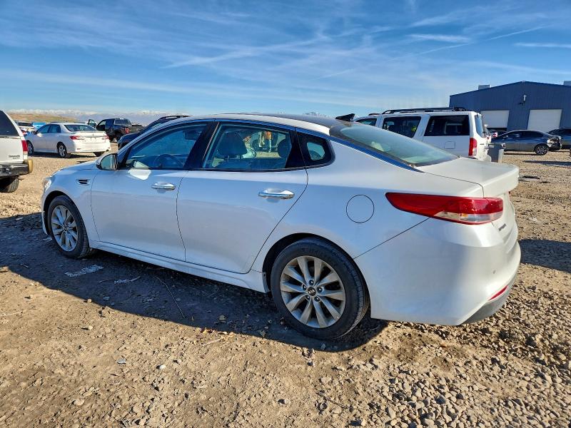 Photo 2 from auction – 2016 KIA OPTIMA EX with VIN 5XXGU4L38GG085954