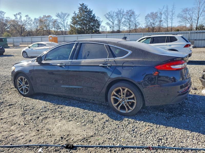 Photo 2 from auction – 2019 FORD FUSION SEL with VIN 3FA6P0CD2KR162029