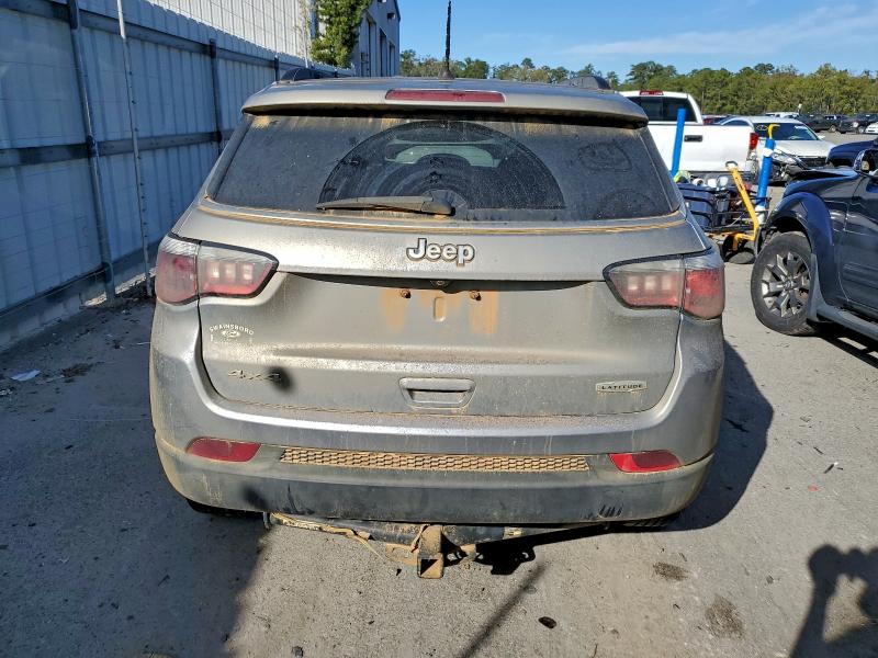 Photo 6 from auction – 2017 JEEP COMPASS with VIN 3C4NJDBB3HT680192