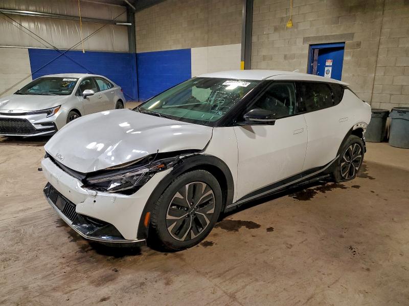 KIA EV6 LIGHT 2024 with VIN KNDC34LA8R5214606 - Photo from auction
