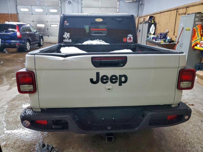 Photo 6 from auction – 2024 JEEP GLADIATOR with VIN 1C6HJTAG5RL128122