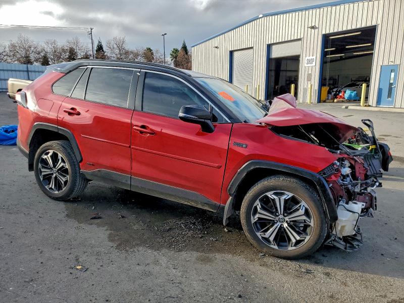 Photo 4 from auction – 2022 TOYOTA RAV4 PRIME with VIN JTMEB3FV1ND080431