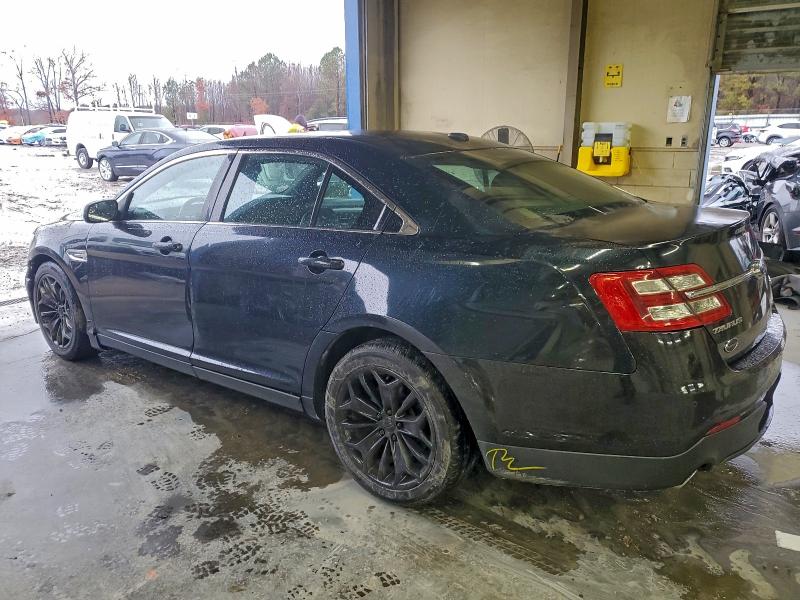 Photo 2 from auction – 2014 FORD TAURUS LIM with VIN 1FAHP2F84EG110836