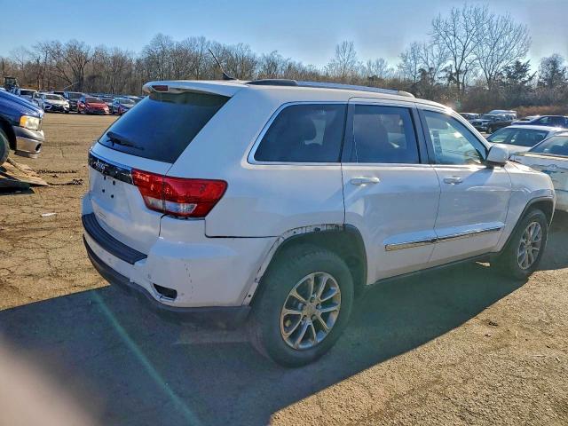 Photo 3 from auction – 2011 JEEP GRAND CHER with VIN 1J4RR4GG9BC617481