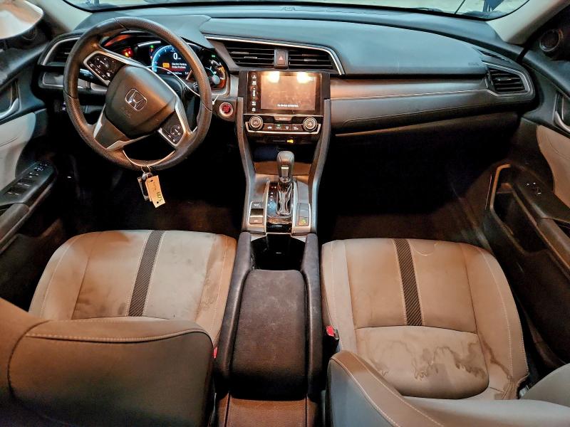 Photo 8 from auction – 2017 HONDA CIVIC EX with VIN 19XFC2F86HE032402