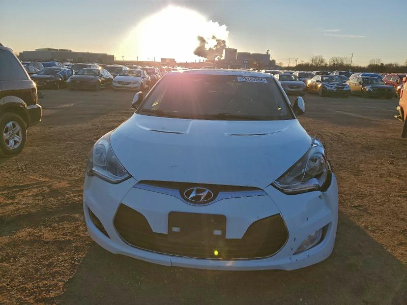 Photo 5 from auction – 2012 HYUNDAI VELOSTER with VIN KMHTC6AD6CU022523