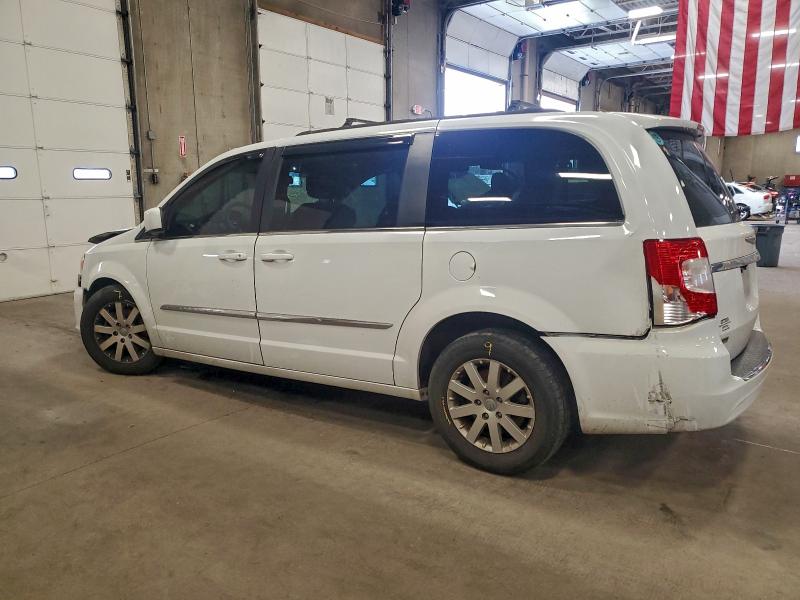 Photo 2 from auction – 2016 CHRYSLER TOWN & COU with VIN 2C4RC1BG0GR301737