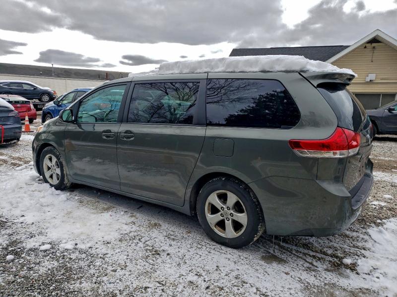 Photo 2 from auction – 2012 TOYOTA SIENNA with VIN 5TDKK3DC0CS210981