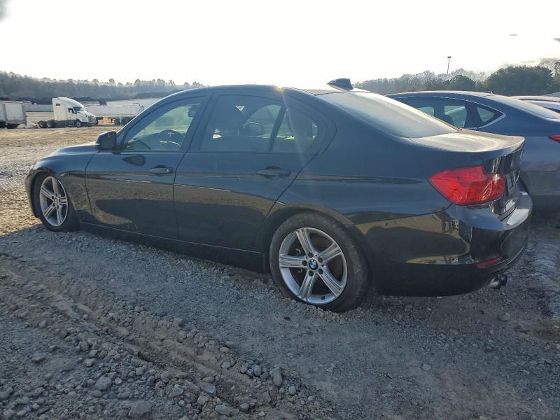 Foto 2 de la subasta – 2013 BMW 328 I con VIN WBA3A5G59DNP19097