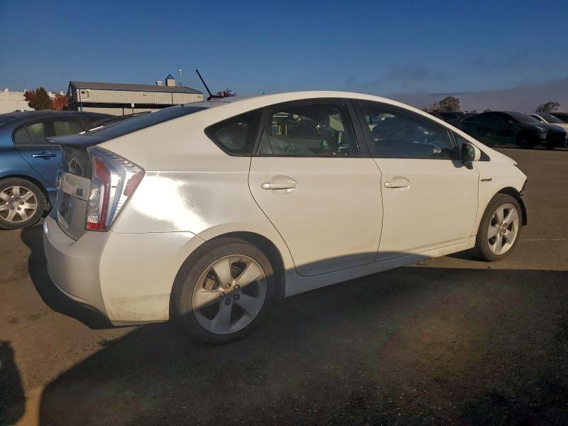 Photo 3 from auction – 2012 TOYOTA PRIUS with VIN JTDKN3DU4C5450024