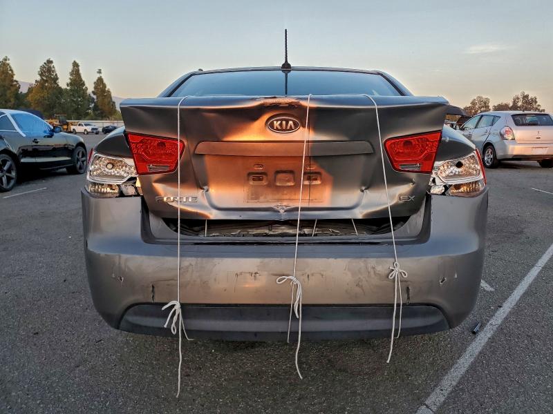 Photo 6 from auction – 2012 KIA FORTE EX with VIN KNAFU4A23C5494753