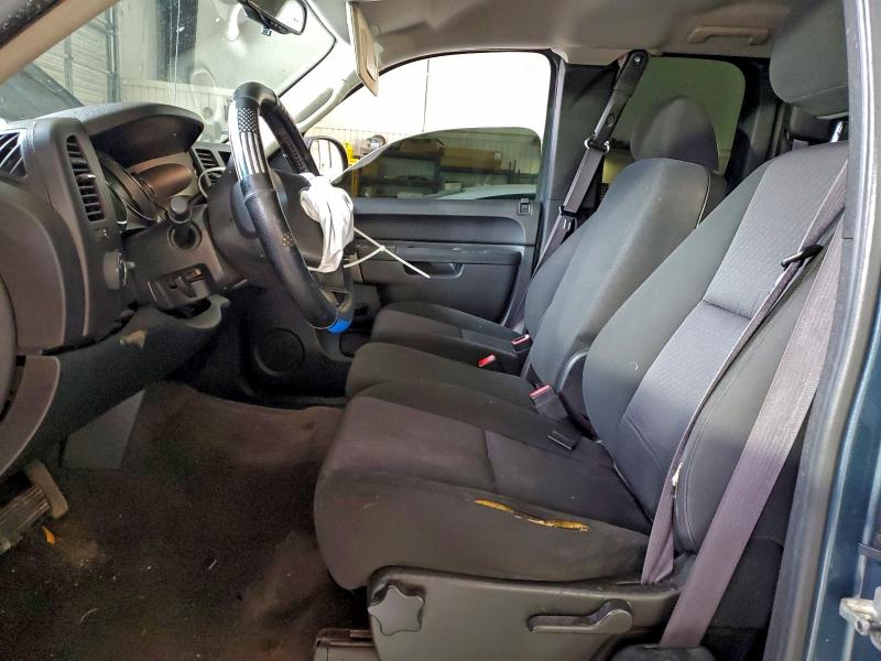 Photo 7 from auction – 2011 CHEVROLET SILVERADO with VIN 1GCRCSEA0BZ259761