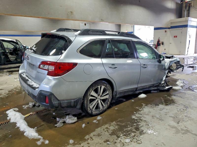 Photo 3 from auction – 2018 SUBARU OUTBACK 2. with VIN 4S4BSANCXJ3348234