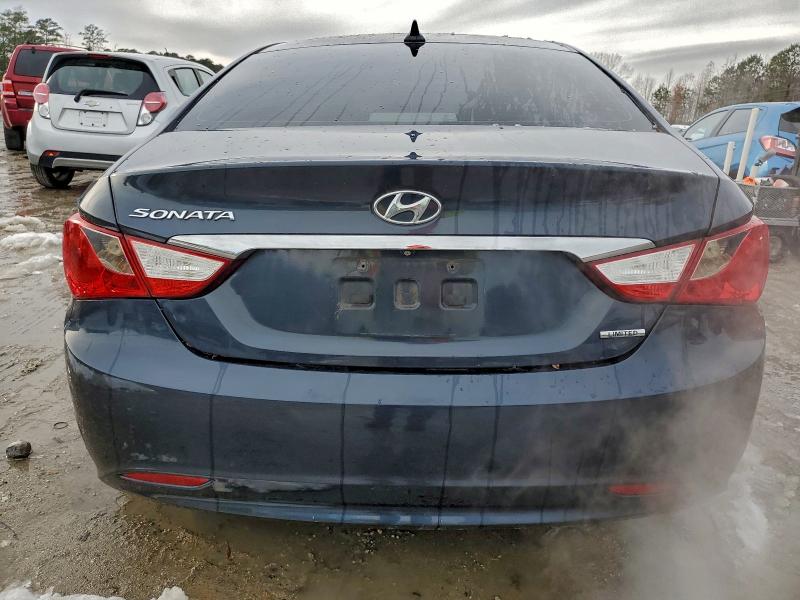 Photo 6 from auction – 2011 HYUNDAI SONATA SE with VIN 5NPEC4AC9BH278978