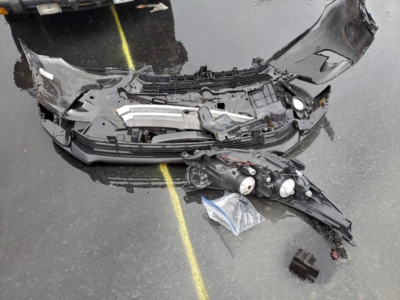 Photo 13 from auction – 2019 TOYOTA HIGHLANDER with VIN 5TDJZRFH0KS943792
