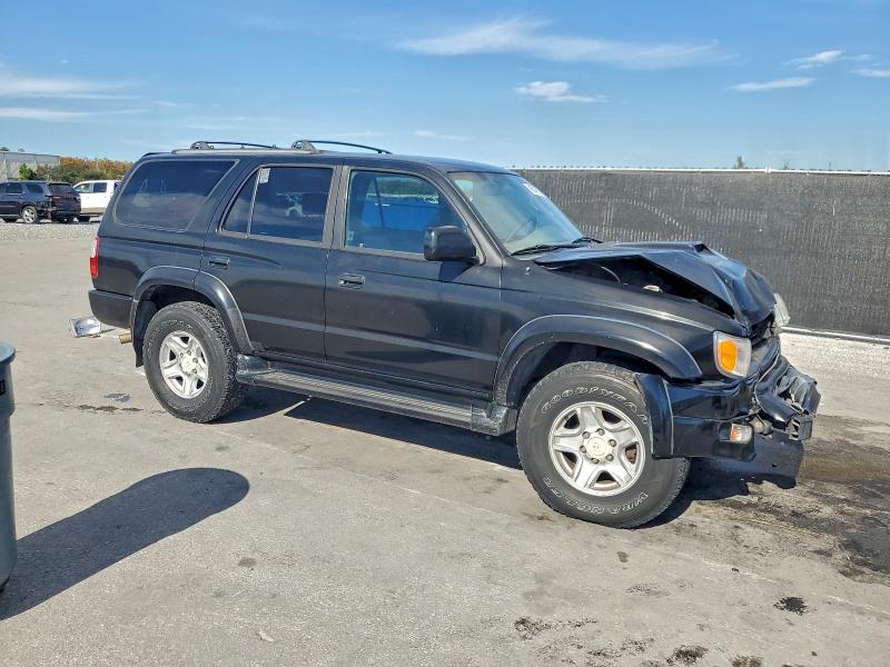 Photo 4 from auction – 2000 TOYOTA 4RUNNER SR with VIN JT3GN86R9Y0166165