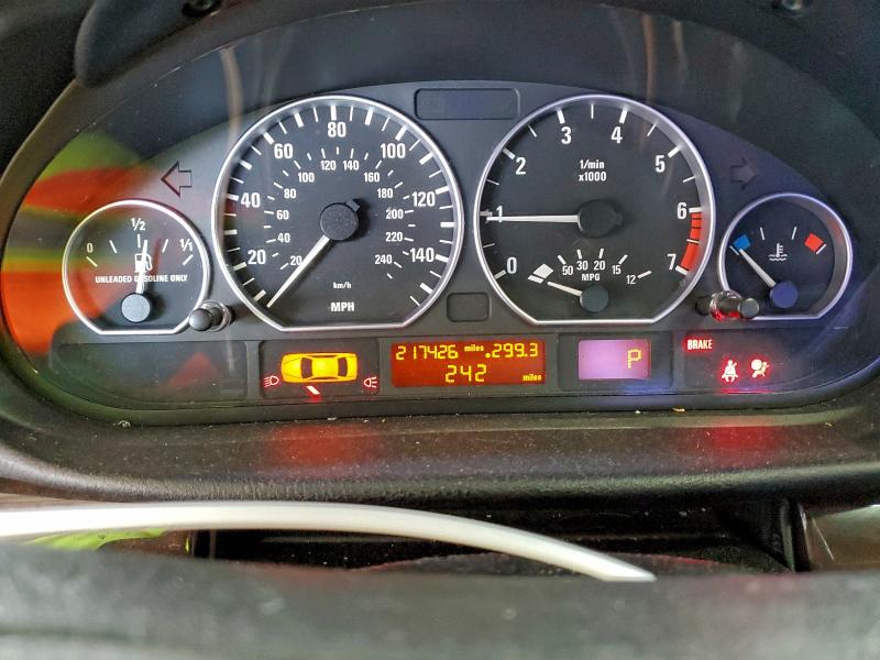 Photo 9 from auction – 2002 BMW 325 I with VIN WBAET37422NG74437