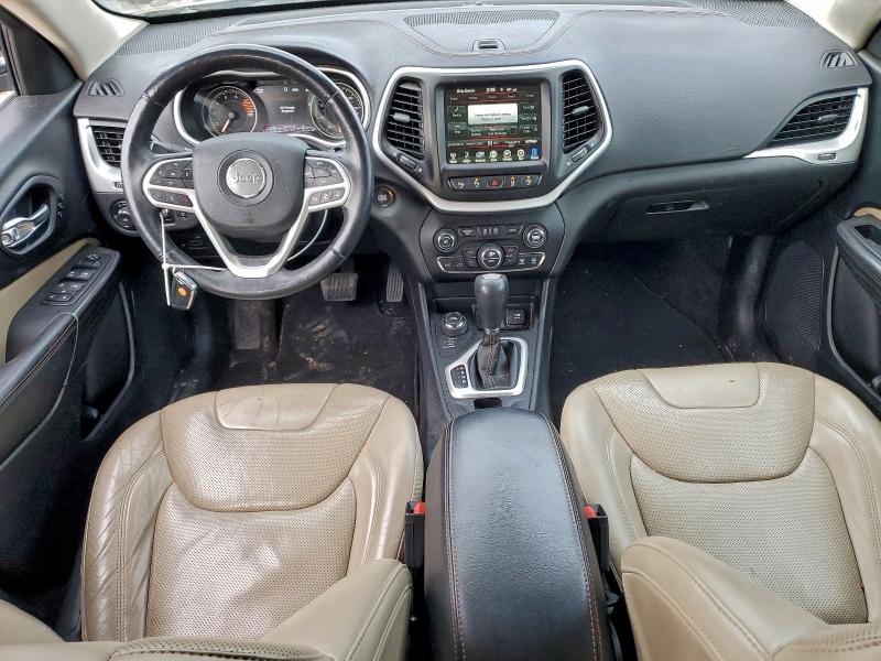 Photo 8 from auction – 2017 JEEP CHEROKEE L with VIN 1C4PJMDS0HW565484