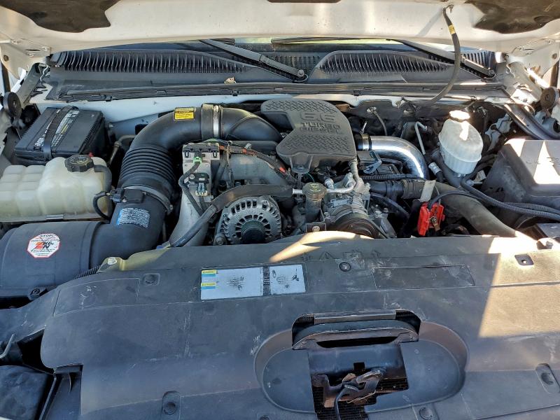 Photo 11 from auction – 2006 CHEVROLET SILVERADO with VIN 1GCHK23D66F223690