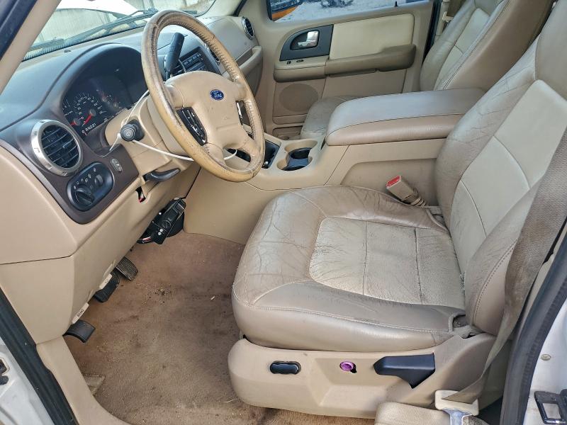Photo 7 from auction – 2004 FORD EXPEDITION with VIN 1FMPU17L74LB03327