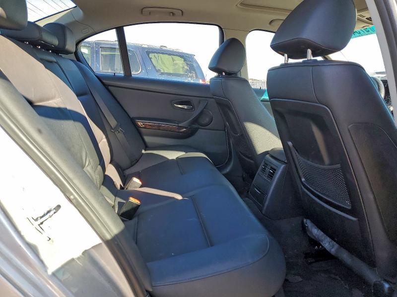 Photo 10 from auction – 2006 BMW 330 I with VIN WBAVB33546KS36072