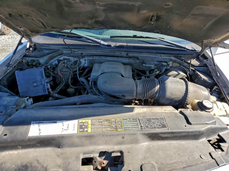 Photo 11 from auction – 2001 FORD F150 with VIN 1FTRX18WX1NB79038