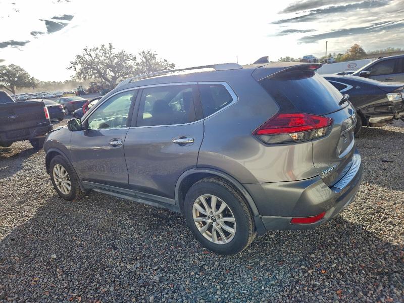 Photo 2 from auction – 2017 NISSAN ROGUE S with VIN KNMAT2MT9HP606072