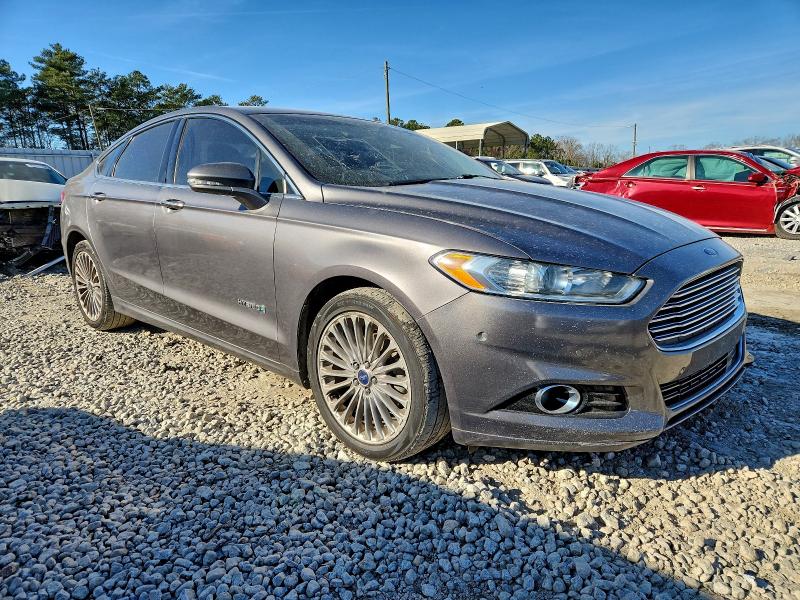 Photo 4 from auction – 2013 FORD FUSION with VIN 3FA6P0RU3DR288846