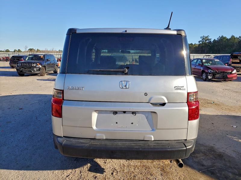 Photo 6 from auction – 2006 HONDA ELEMENT EX with VIN 5J6YH18746L000975