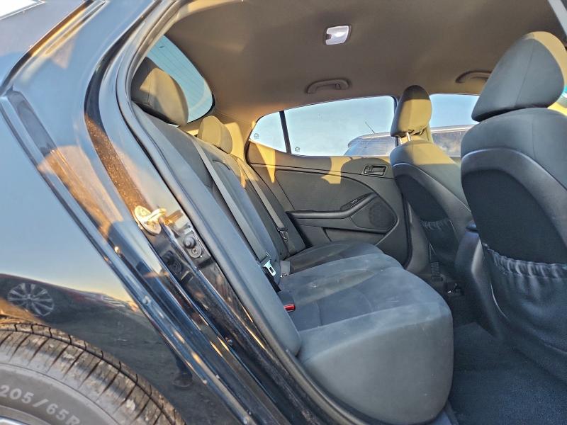 Photo 10 from auction – 2015 KIA OPTIMA LX with VIN 5XXGM4A71FG452875