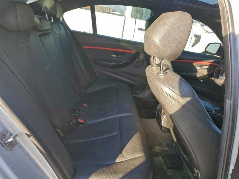 Photo 10 from auction – 2018 BMW 330 XI with VIN WBA8D9C51JEM34092