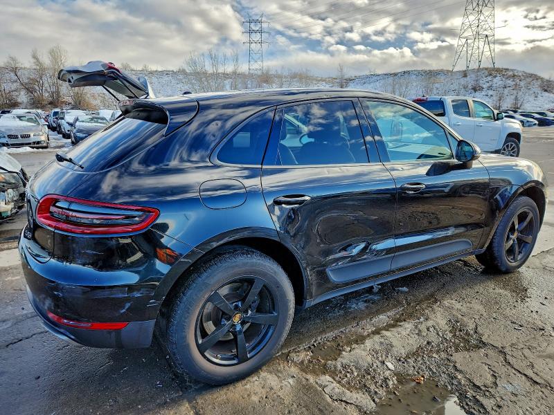 Photo 3 from auction – 2017 PORSCHE MACAN with VIN WP1AA2A55HLB04211