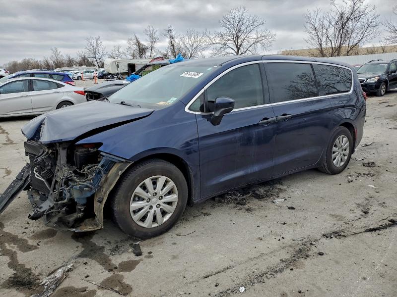 CHRYSLER PACIFICA L 2018 with VIN 2C4RC1AG2JR355856 - Photo from auction