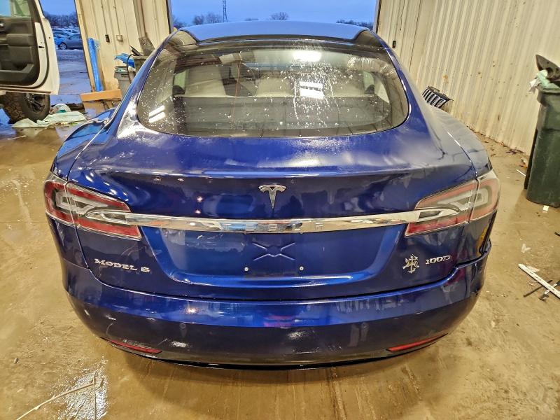 Photo 6 from auction – 2018 TESLA MODEL S with VIN 5YJSA1E2XJF278526