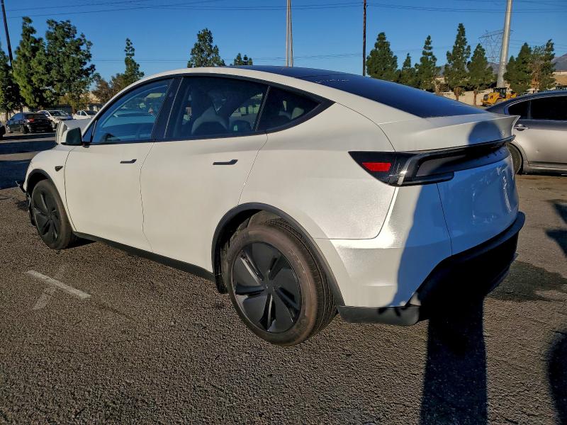 Photo 2 from auction – 2026 TESLA MODEL Y with VIN 7SAYGDED5TF520012