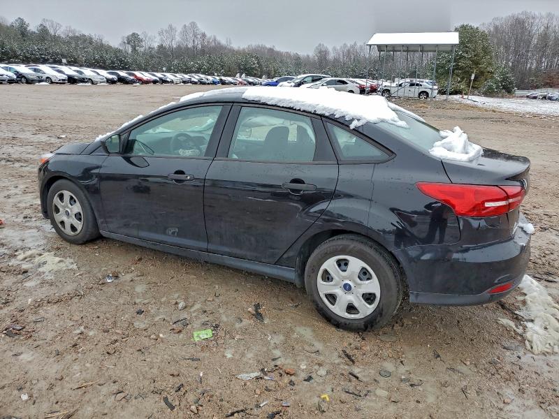 Photo 2 from auction – 2018 FORD FOCUS S with VIN 1FADP3E22JL209092