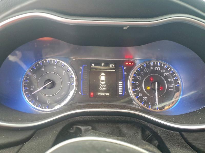 Photo 9 from auction – 2015 CHRYSLER 200 LIMITE with VIN 1C3CCCAB9FN726929