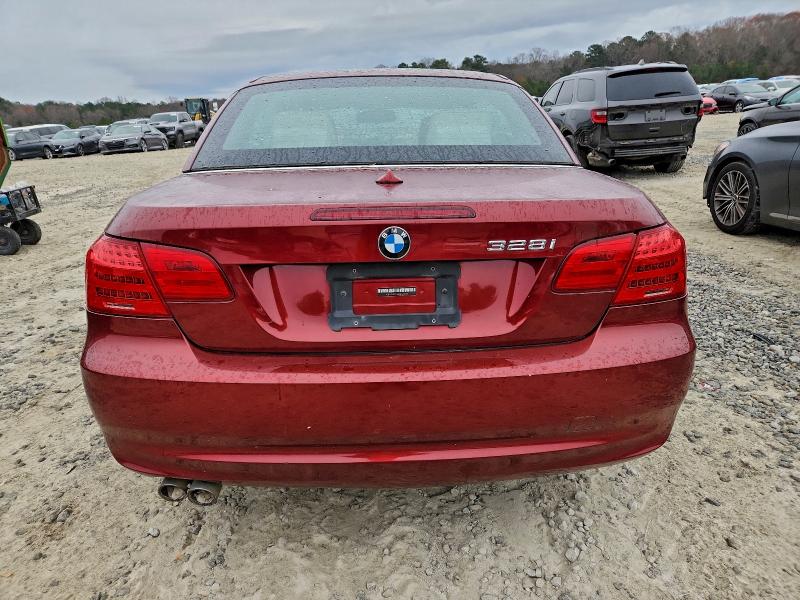 Photo 6 from auction – 2011 BMW 328 I SULE with VIN WBADW7C50BE544260
